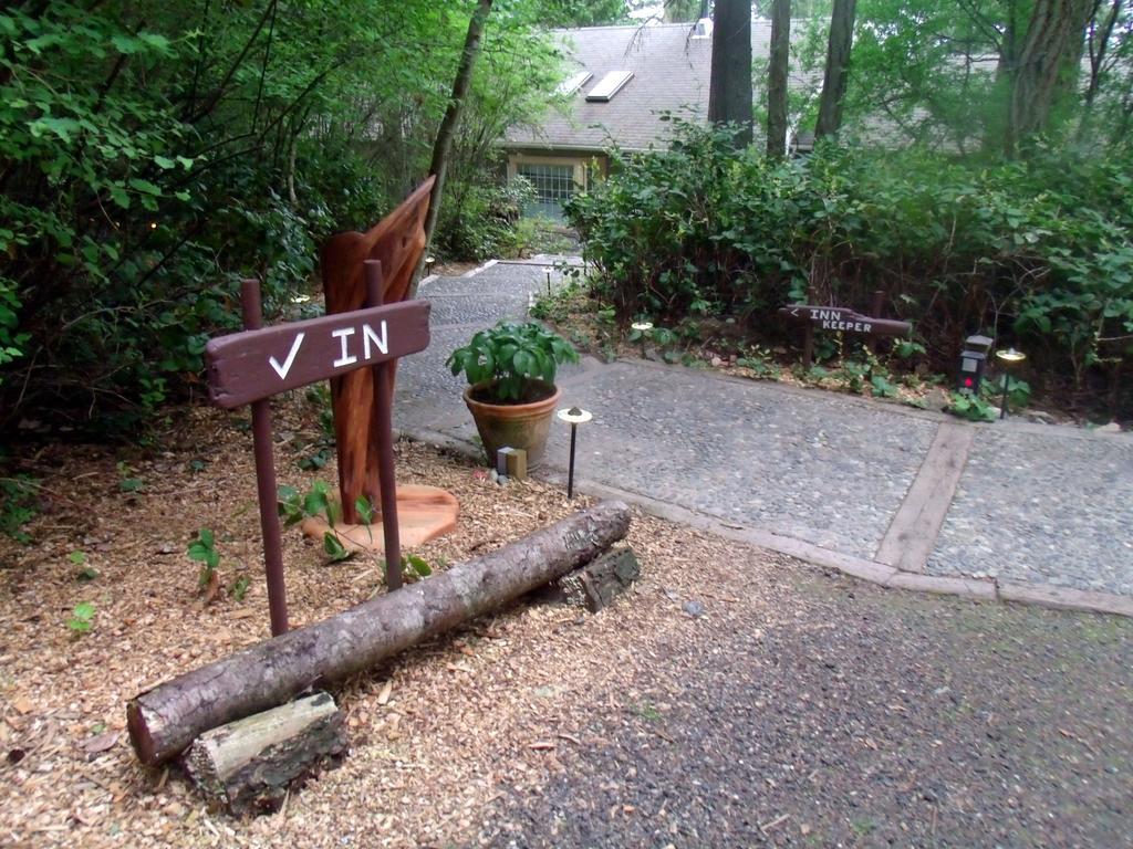 Inn To The Woods Friday Harbor Exterior photo